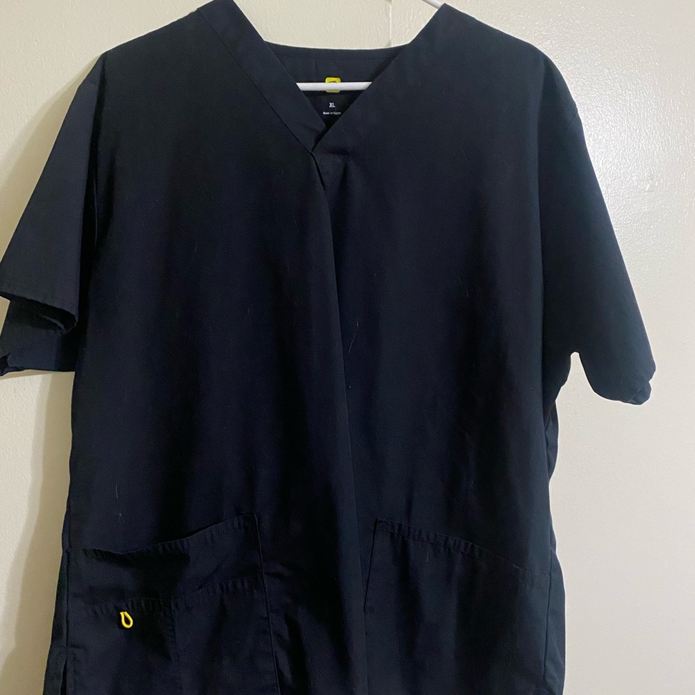 Women’s Black Short sleeve Wonder Wink Scrub Top